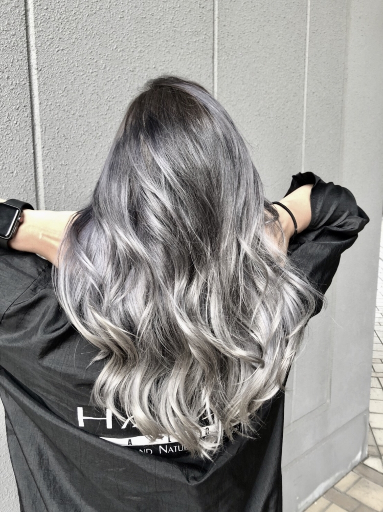 2018　trend style silver blonde color 